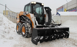 Impulse SR2100 на мини-погрузчик JCB